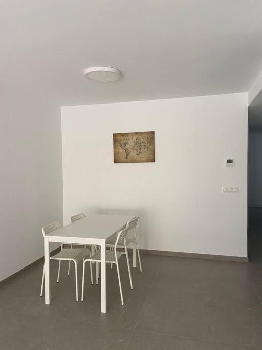Apartamentos Corteingles Castellon By Tucasanlaplaya กัสเตญองเดลาปลานา ภายนอก รูปภาพ